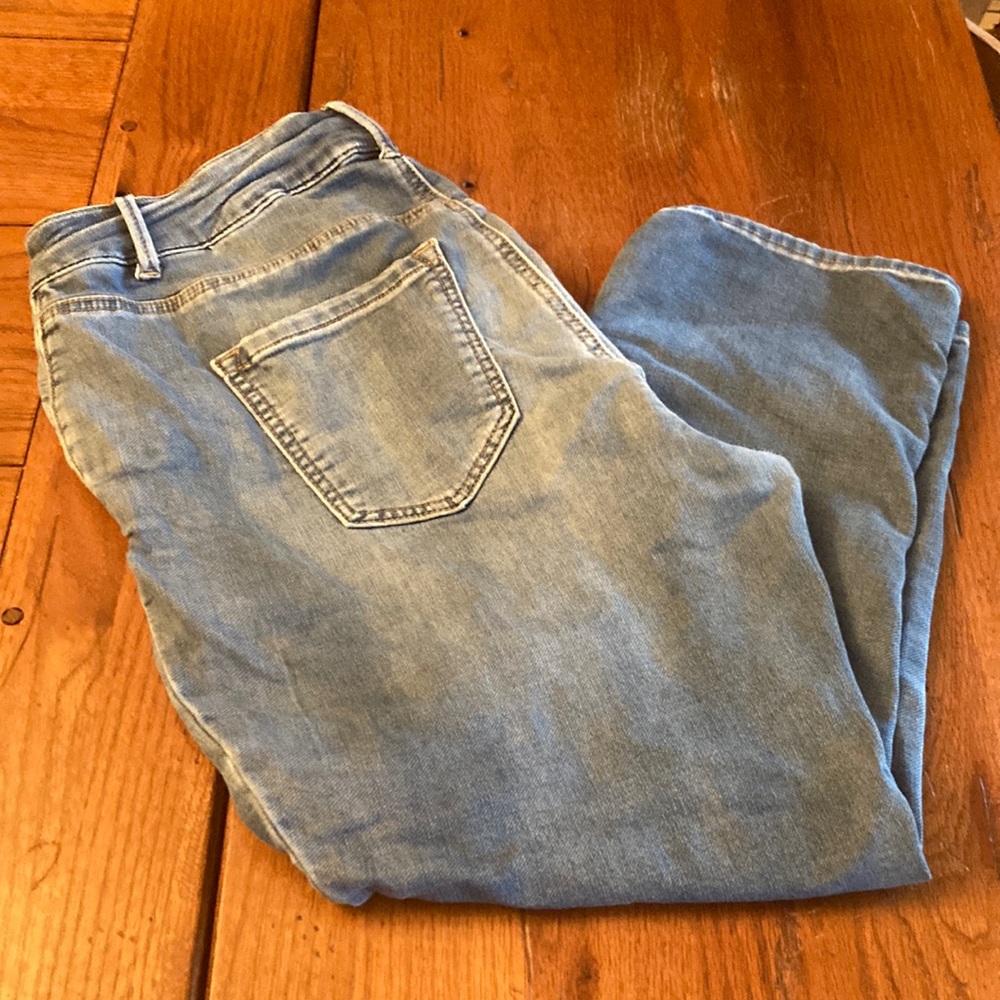 Capri jeans